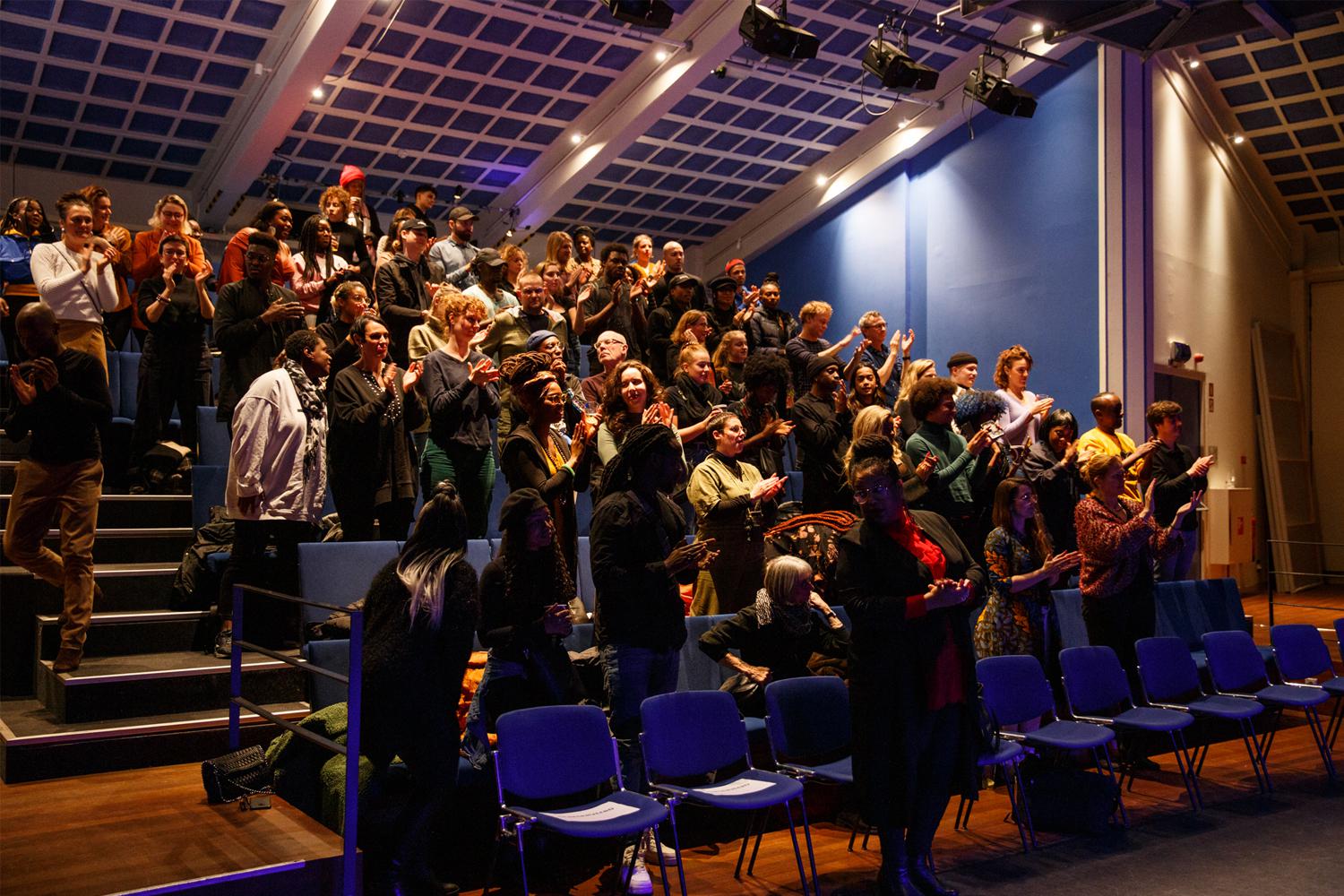 Publiek Perry Gits tijdens RRReuring2020 In de zaal